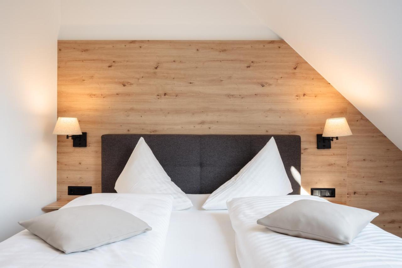 Landhotel Freitag Sankt Paul im Lavanttal ภายนอก รูปภาพ